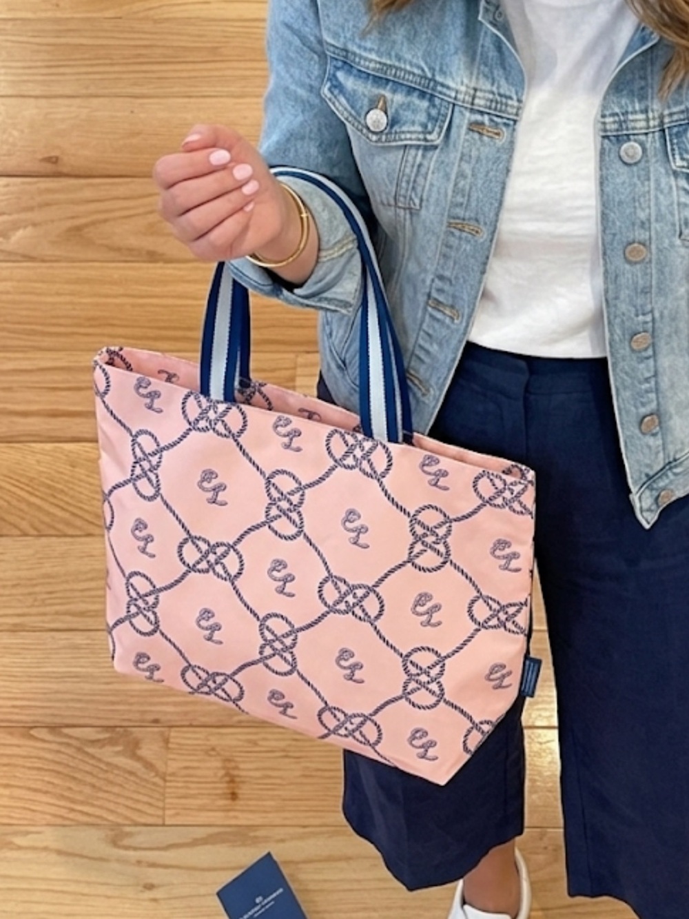 Este Lauder Pink Patterned Tote Bag Navy Stripe Handles NWOT travel vacation